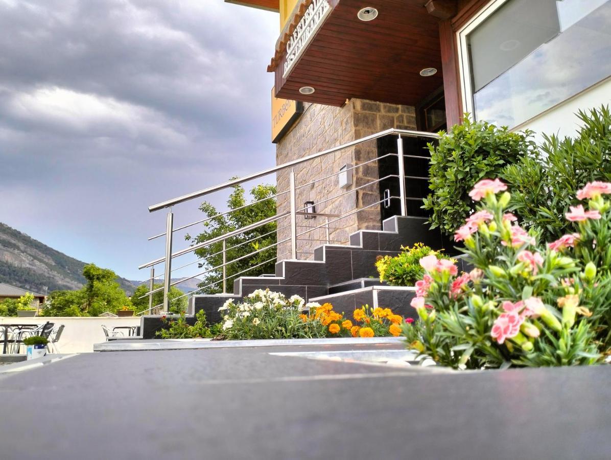 Hostal Turbon Campo  Esterno foto